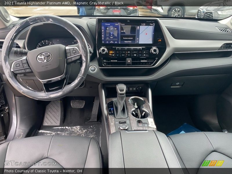  2021 Highlander Platinum AWD Black Interior
