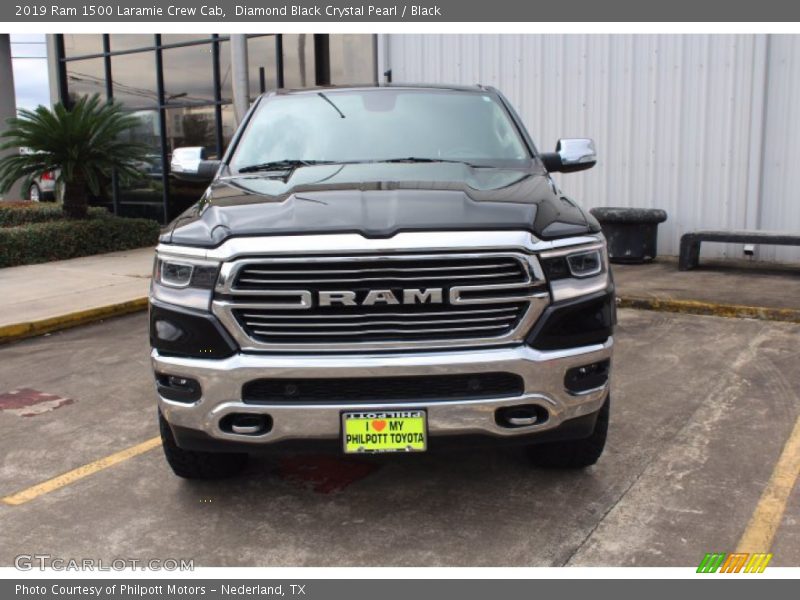 Diamond Black Crystal Pearl / Black 2019 Ram 1500 Laramie Crew Cab