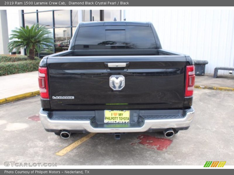 Diamond Black Crystal Pearl / Black 2019 Ram 1500 Laramie Crew Cab