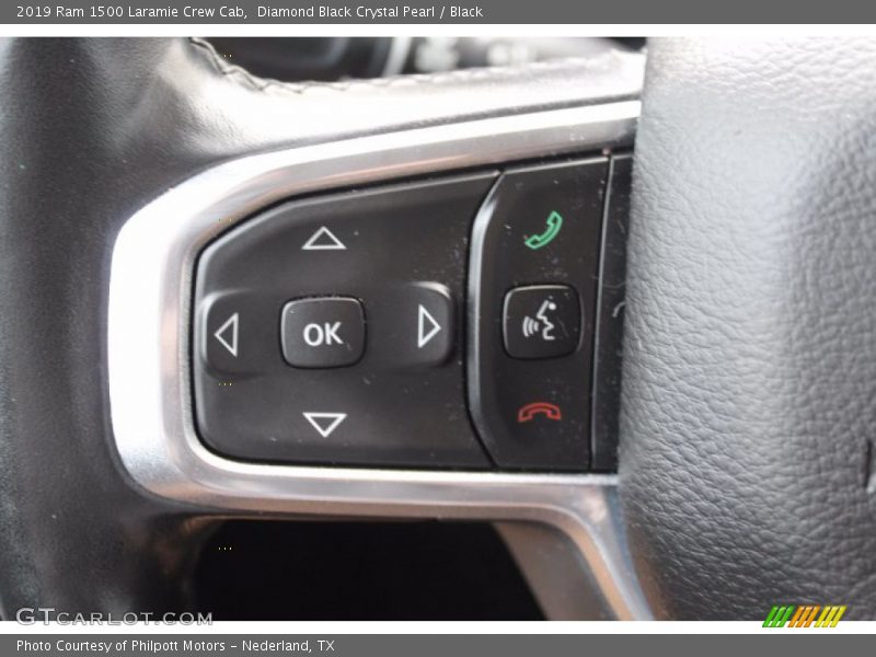 Diamond Black Crystal Pearl / Black 2019 Ram 1500 Laramie Crew Cab