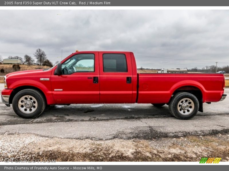  2005 F350 Super Duty XLT Crew Cab Red