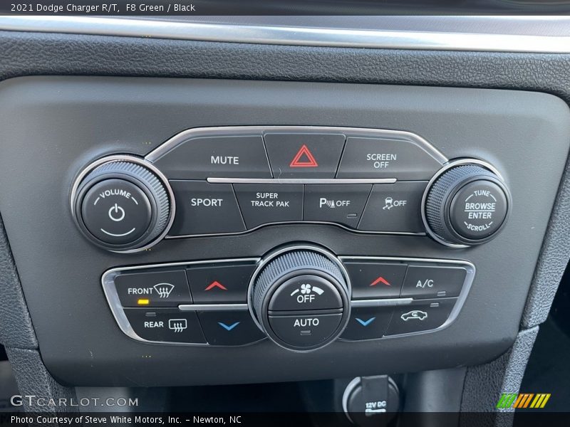 Controls of 2021 Charger R/T