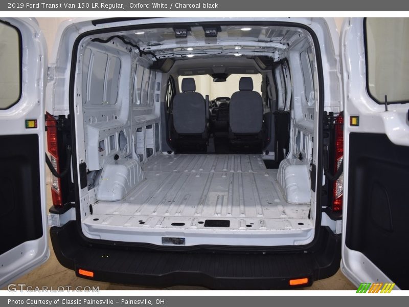 Oxford White / Charcoal black 2019 Ford Transit Van 150 LR Regular