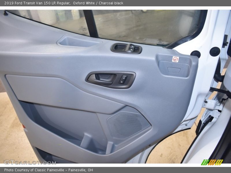 Oxford White / Charcoal black 2019 Ford Transit Van 150 LR Regular