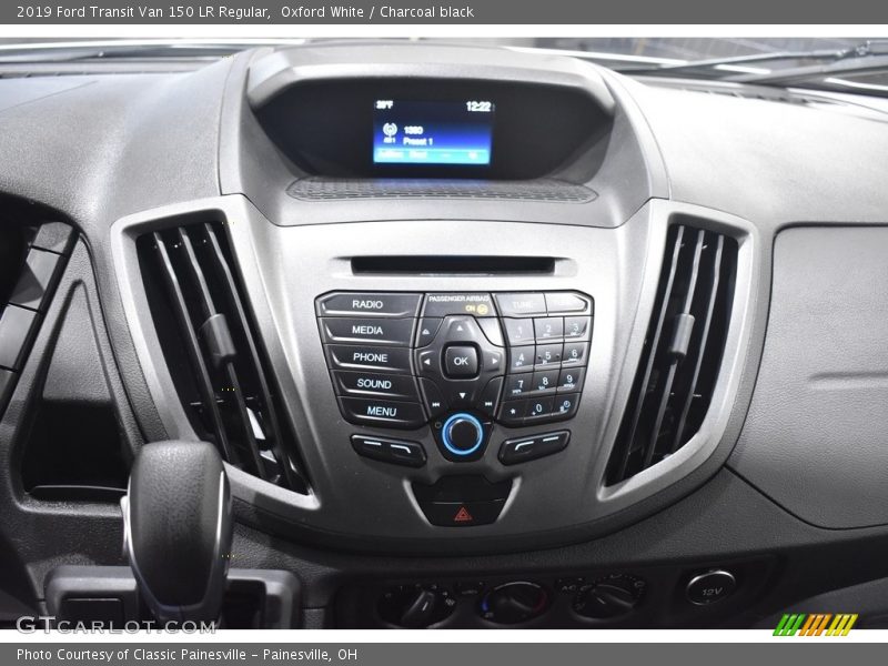 Oxford White / Charcoal black 2019 Ford Transit Van 150 LR Regular