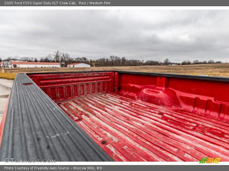 Red / Medium Flint 2005 Ford F350 Super Duty XLT Crew Cab