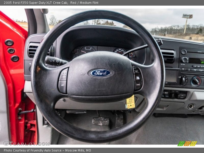  2005 F350 Super Duty XLT Crew Cab Steering Wheel