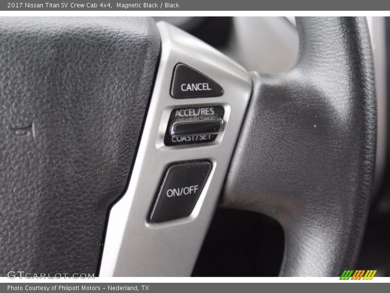 Magnetic Black / Black 2017 Nissan Titan SV Crew Cab 4x4