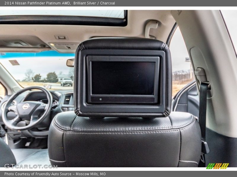 Brilliant Silver / Charcoal 2014 Nissan Pathfinder Platinum AWD