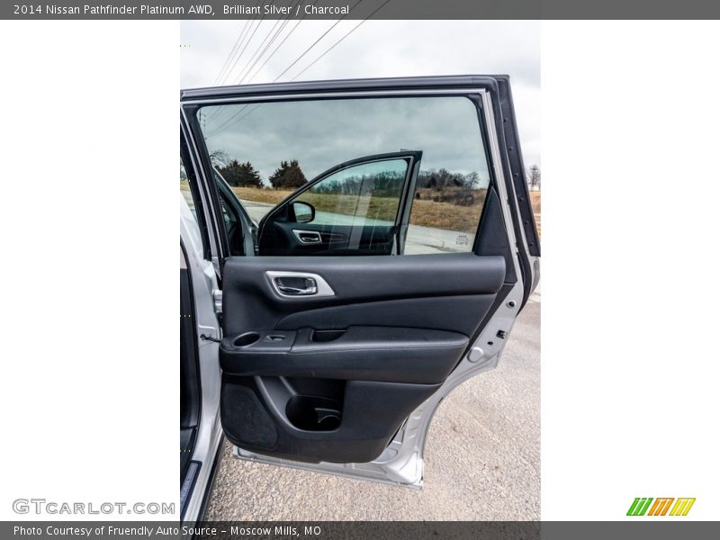 Brilliant Silver / Charcoal 2014 Nissan Pathfinder Platinum AWD