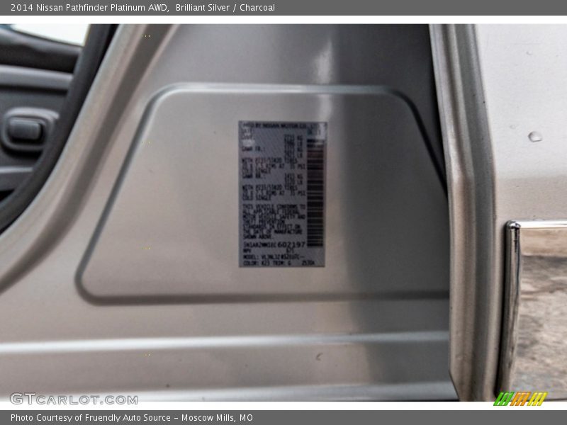 Brilliant Silver / Charcoal 2014 Nissan Pathfinder Platinum AWD
