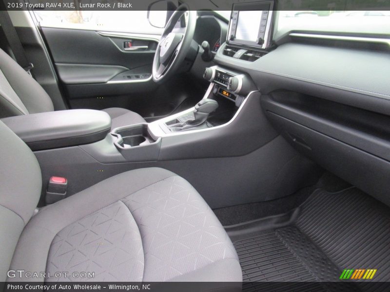 Lunar Rock / Black 2019 Toyota RAV4 XLE