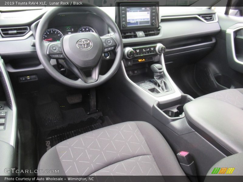 Lunar Rock / Black 2019 Toyota RAV4 XLE