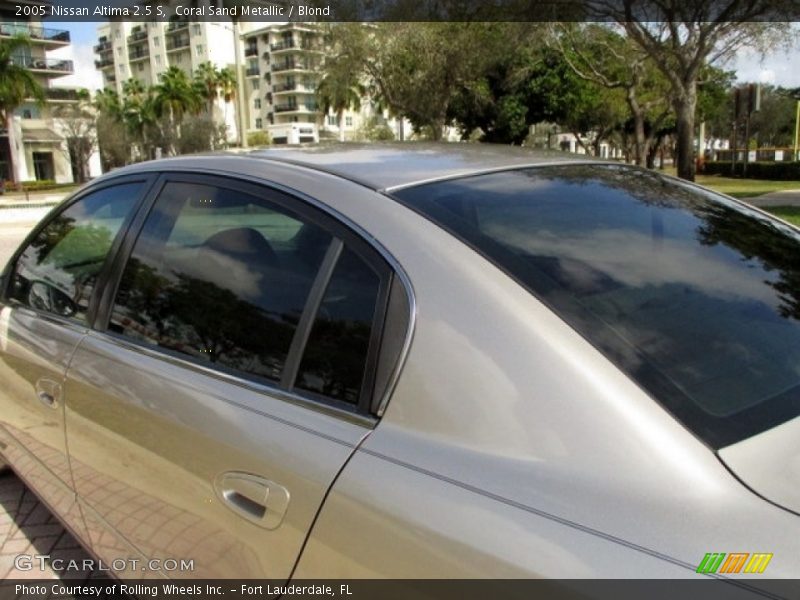 Coral Sand Metallic / Blond 2005 Nissan Altima 2.5 S