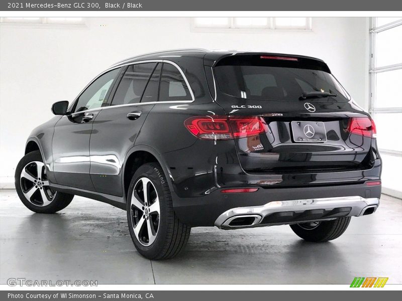 Black / Black 2021 Mercedes-Benz GLC 300