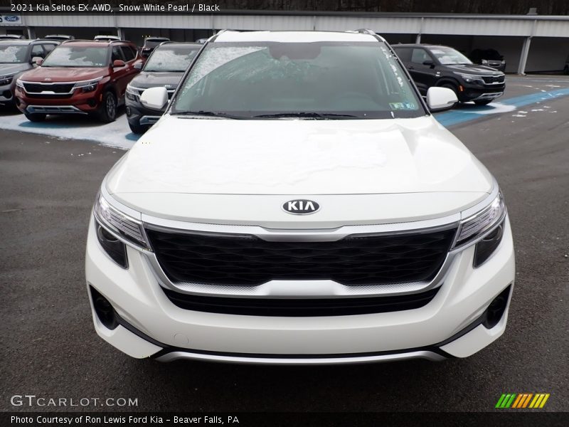 Snow White Pearl / Black 2021 Kia Seltos EX AWD