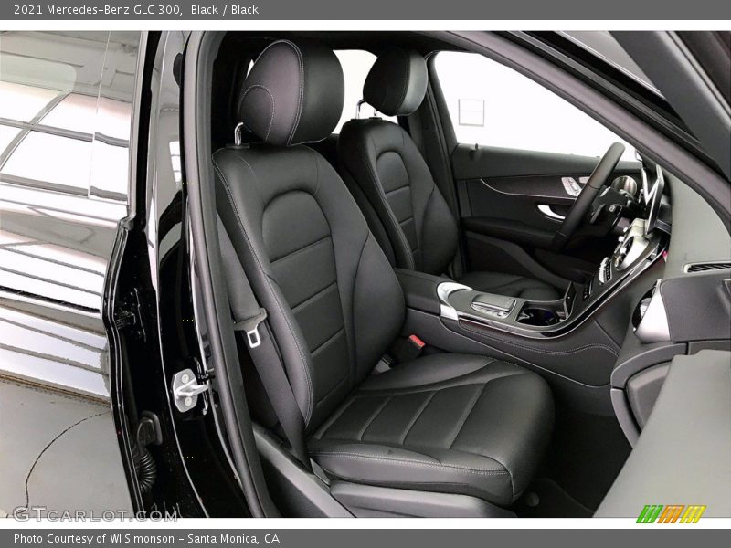 Black / Black 2021 Mercedes-Benz GLC 300