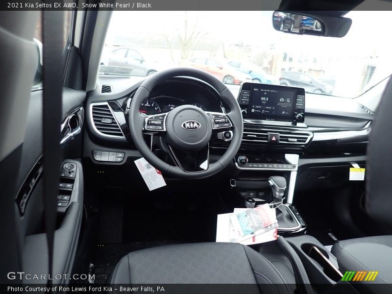 Snow White Pearl / Black 2021 Kia Seltos EX AWD
