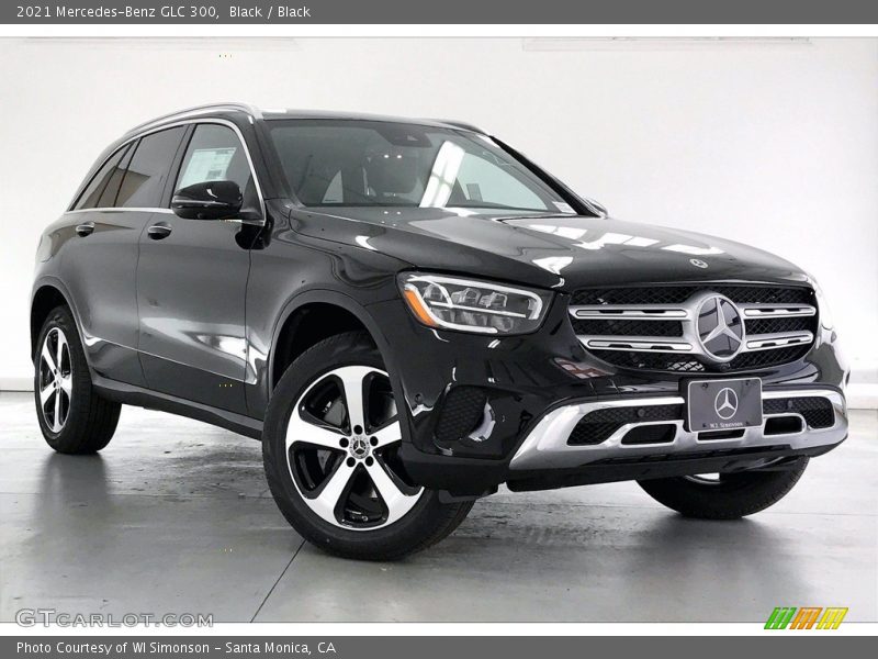 Black / Black 2021 Mercedes-Benz GLC 300