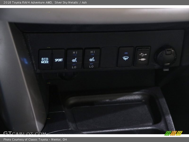 Silver Sky Metallic / Ash 2018 Toyota RAV4 Adventure AWD