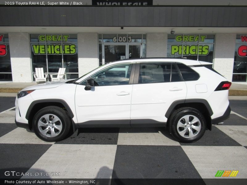 Super White / Black 2019 Toyota RAV4 LE