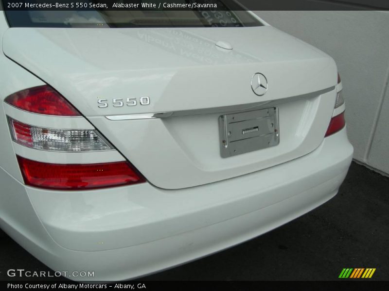 Alabaster White / Cashmere/Savanna 2007 Mercedes-Benz S 550 Sedan