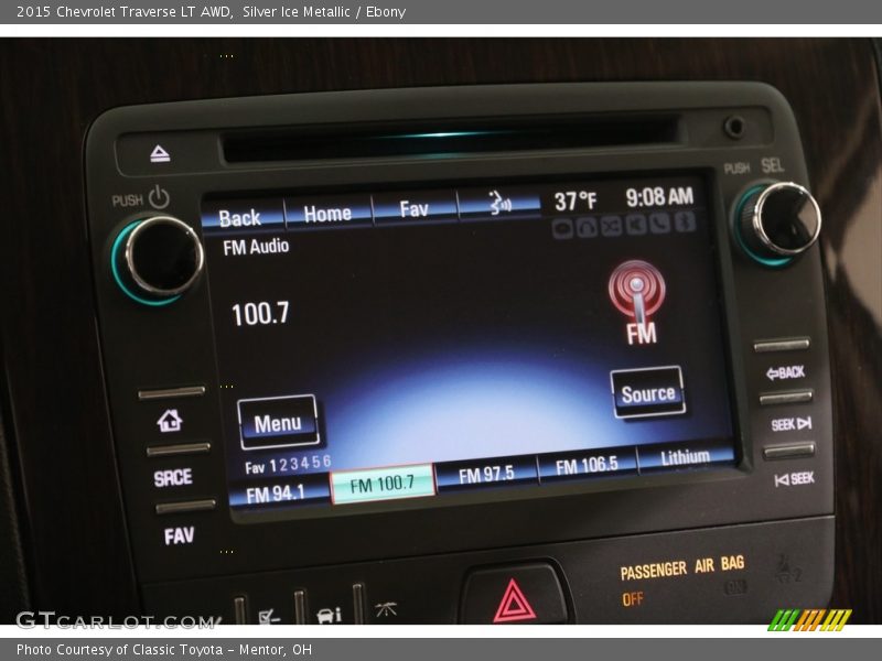 Silver Ice Metallic / Ebony 2015 Chevrolet Traverse LT AWD
