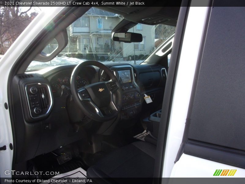 Summit White / Jet Black 2021 Chevrolet Silverado 2500HD LT Crew Cab 4x4