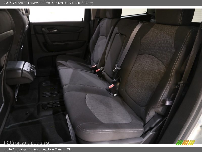 Silver Ice Metallic / Ebony 2015 Chevrolet Traverse LT AWD