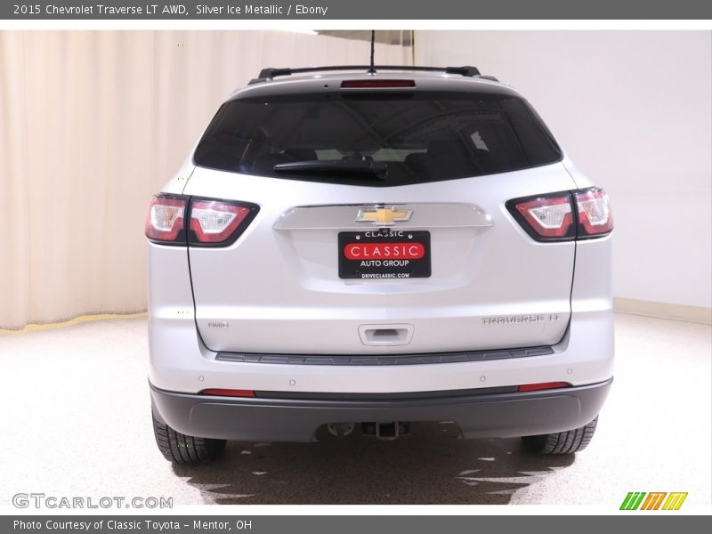 Silver Ice Metallic / Ebony 2015 Chevrolet Traverse LT AWD
