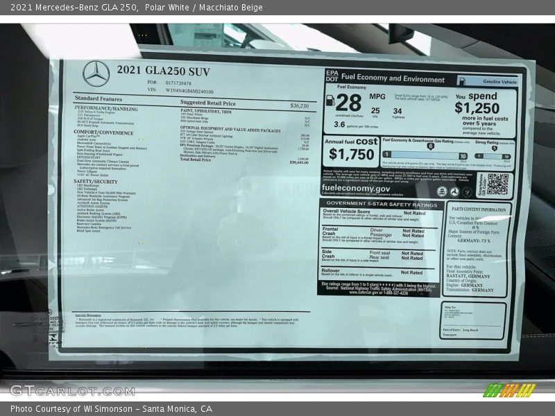 Polar White / Macchiato Beige 2021 Mercedes-Benz GLA 250