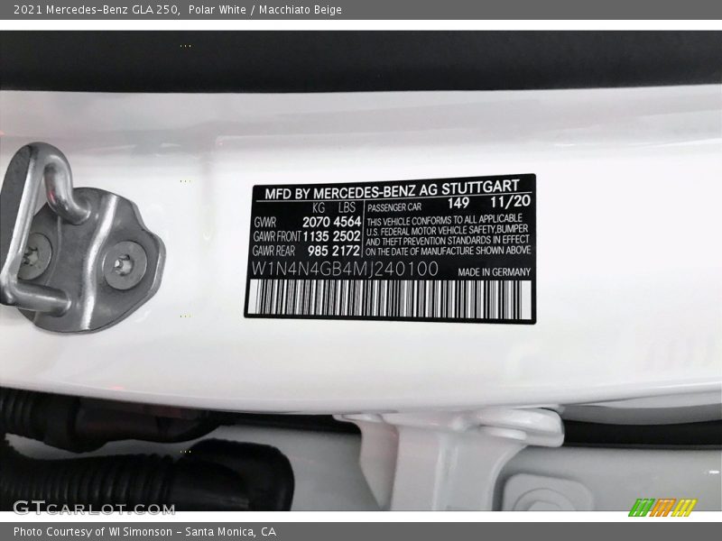 Polar White / Macchiato Beige 2021 Mercedes-Benz GLA 250
