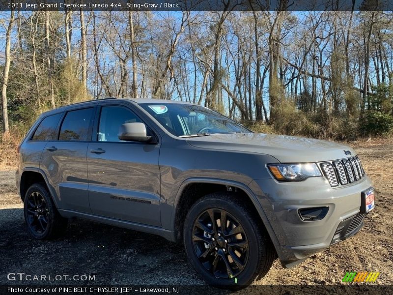 Sting-Gray / Black 2021 Jeep Grand Cherokee Laredo 4x4