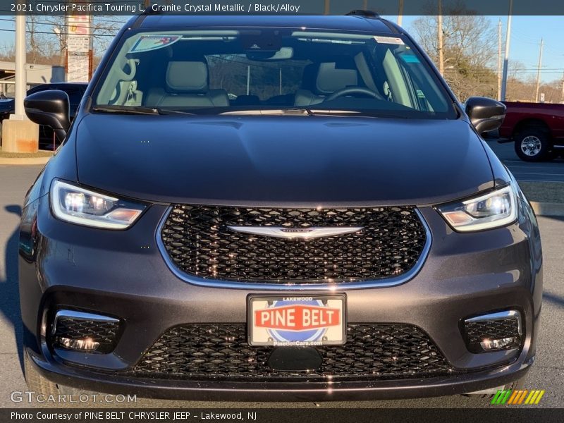 Granite Crystal Metallic / Black/Alloy 2021 Chrysler Pacifica Touring L