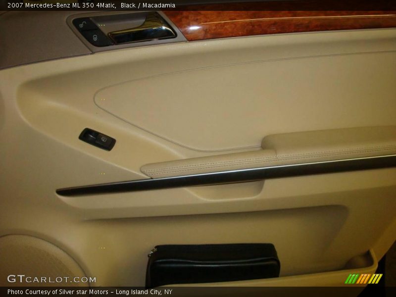 Black / Macadamia 2007 Mercedes-Benz ML 350 4Matic