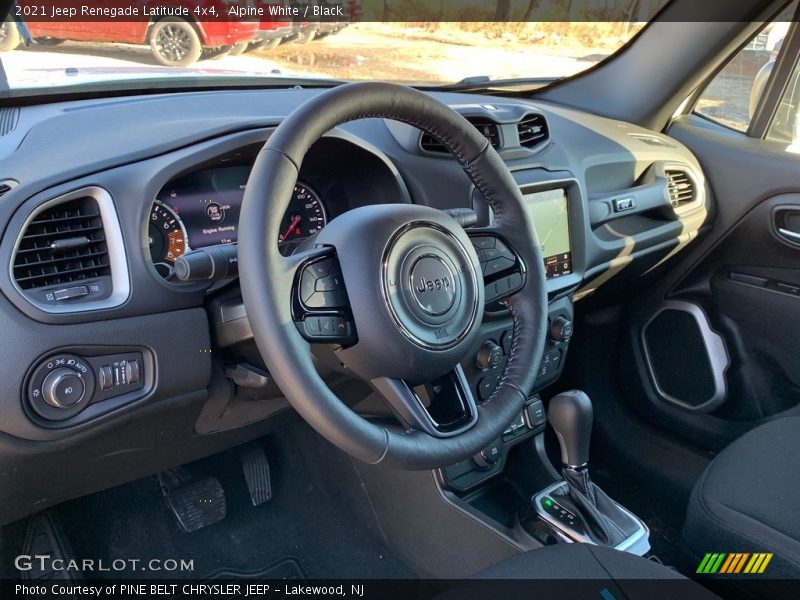 Alpine White / Black 2021 Jeep Renegade Latitude 4x4