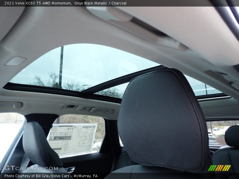 Onyx Black Metallic / Charcoal 2021 Volvo XC60 T5 AWD Momentum