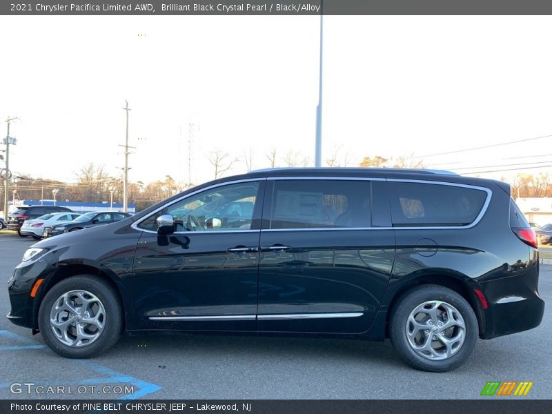 Brilliant Black Crystal Pearl / Black/Alloy 2021 Chrysler Pacifica Limited AWD