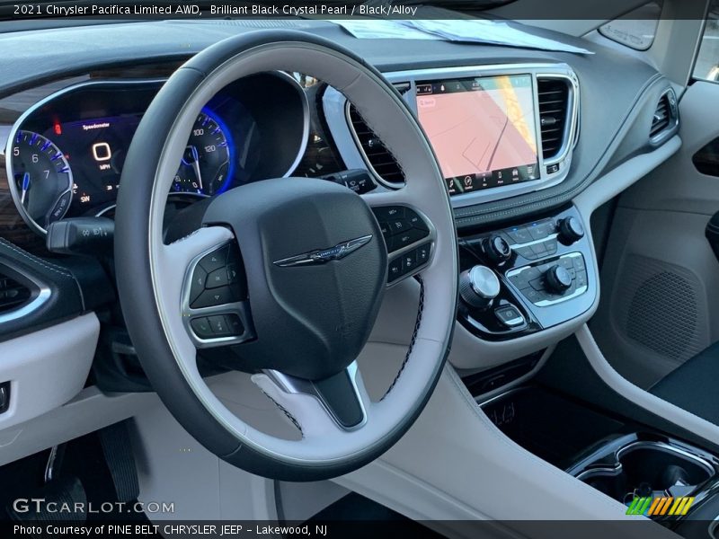Brilliant Black Crystal Pearl / Black/Alloy 2021 Chrysler Pacifica Limited AWD