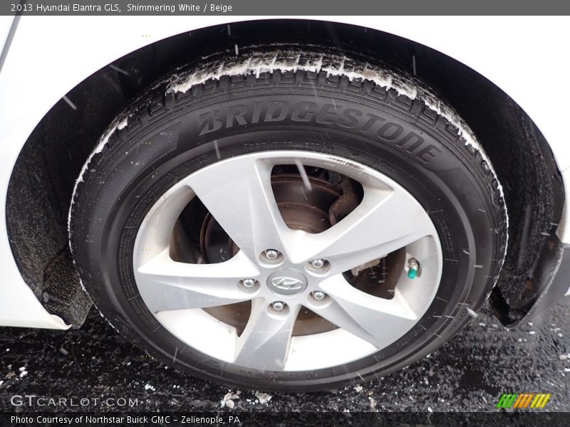 Shimmering White / Beige 2013 Hyundai Elantra GLS
