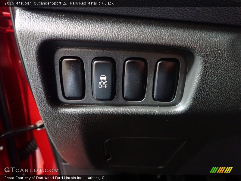 Rally Red Metallic / Black 2016 Mitsubishi Outlander Sport ES