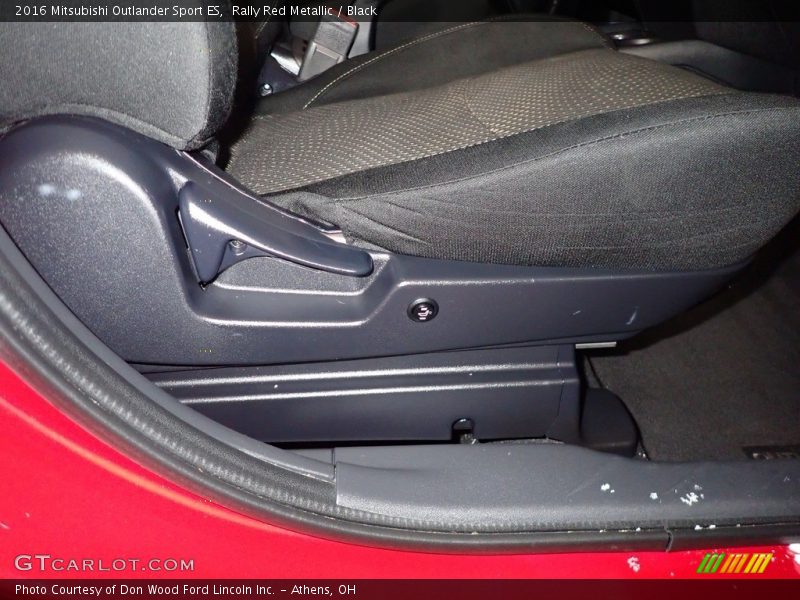 Rally Red Metallic / Black 2016 Mitsubishi Outlander Sport ES