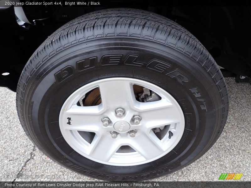 Bright White / Black 2020 Jeep Gladiator Sport 4x4