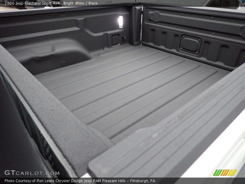 Bright White / Black 2020 Jeep Gladiator Sport 4x4