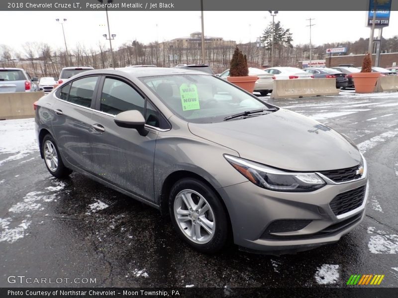 Pepperdust Metallic / Jet Black 2018 Chevrolet Cruze LT