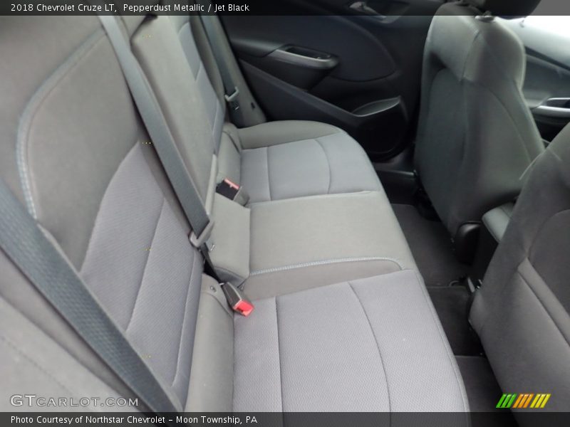 Pepperdust Metallic / Jet Black 2018 Chevrolet Cruze LT