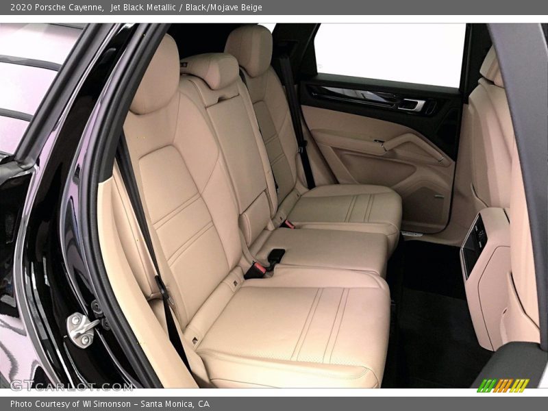 Jet Black Metallic / Black/Mojave Beige 2020 Porsche Cayenne