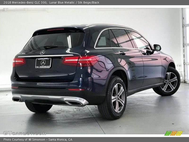Lunar Blue Metallic / Silk Beige/Black 2018 Mercedes-Benz GLC 300