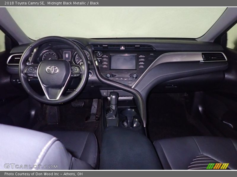 Midnight Black Metallic / Black 2018 Toyota Camry SE