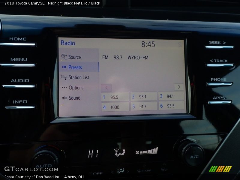 Midnight Black Metallic / Black 2018 Toyota Camry SE